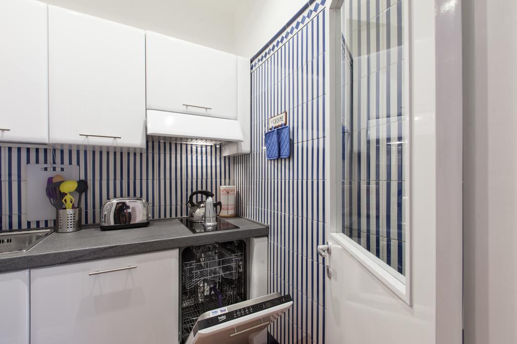 Urbana Lodge, Monti Рим Екстериор снимка
