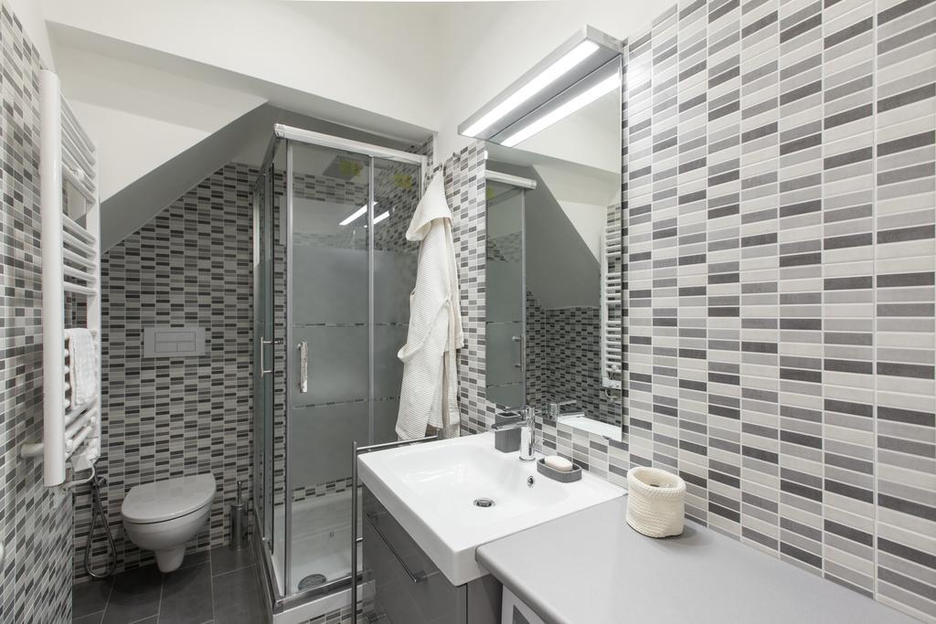 Urbana Lodge, Monti Рим Екстериор снимка