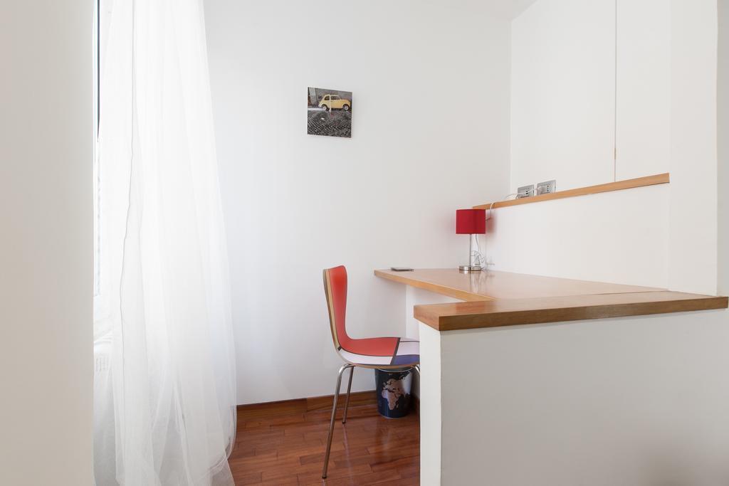 Urbana Lodge, Monti Рим Екстериор снимка