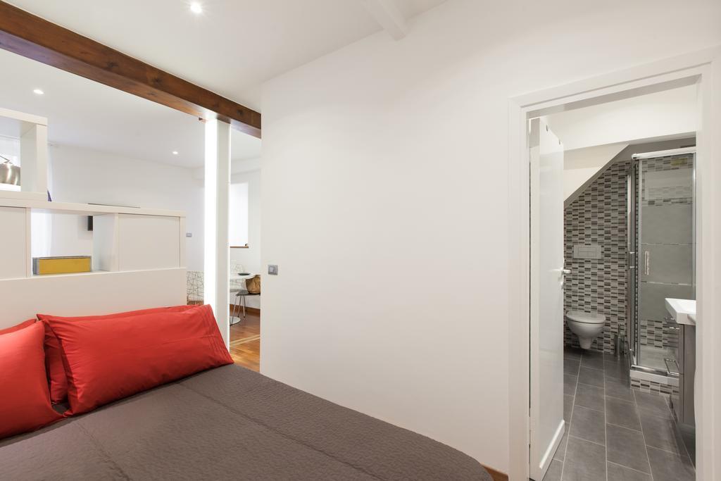 Urbana Lodge, Monti Рим Екстериор снимка